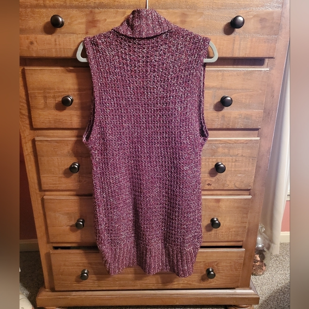 Quinn Cardigan Burgundy Long Sleeveless Open Front Knit Sweater Sz M - Picture 2 of 4